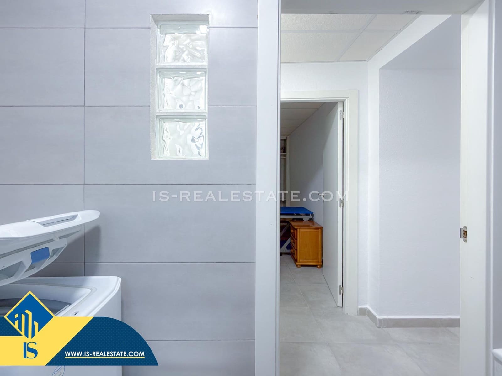 4 bedroom Villa for sale in Los Altos with pool - € 199,900 (Ref: 9425887)