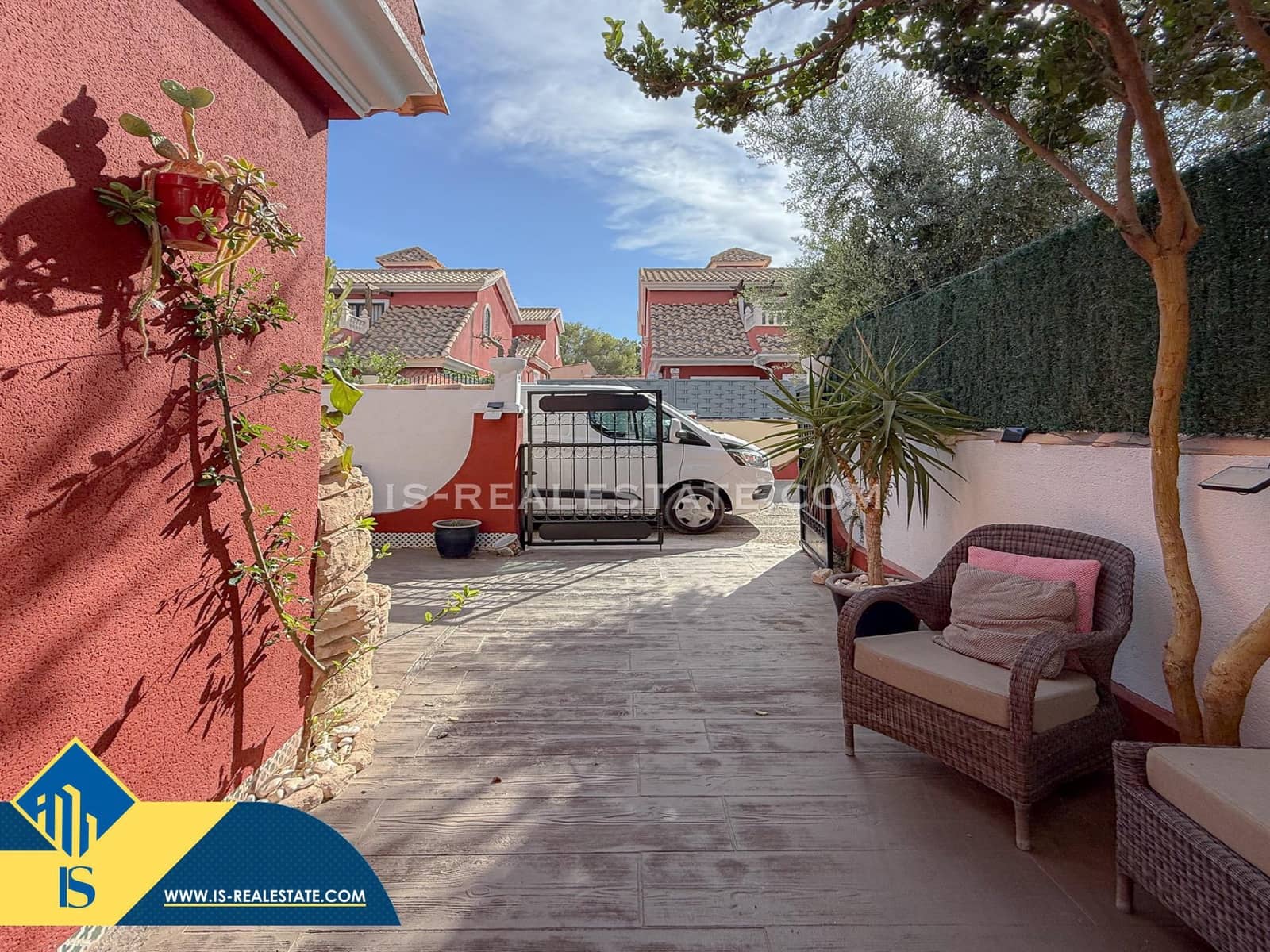 3 sypialnia Willa na sprzedaż w Orihuela Costa z basenem - 239 900 € (Ref: 9431095)