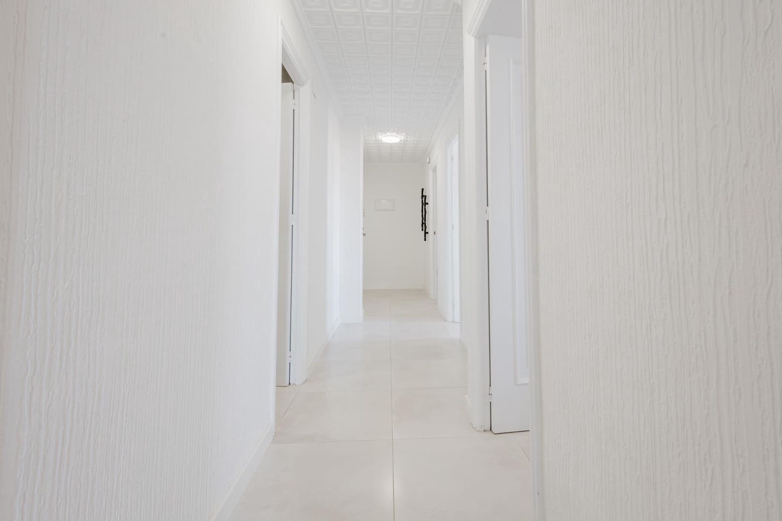 3 quarto Apartamento para venda em Torrevieja com piscina - 235 000 € (Ref: 9437154)