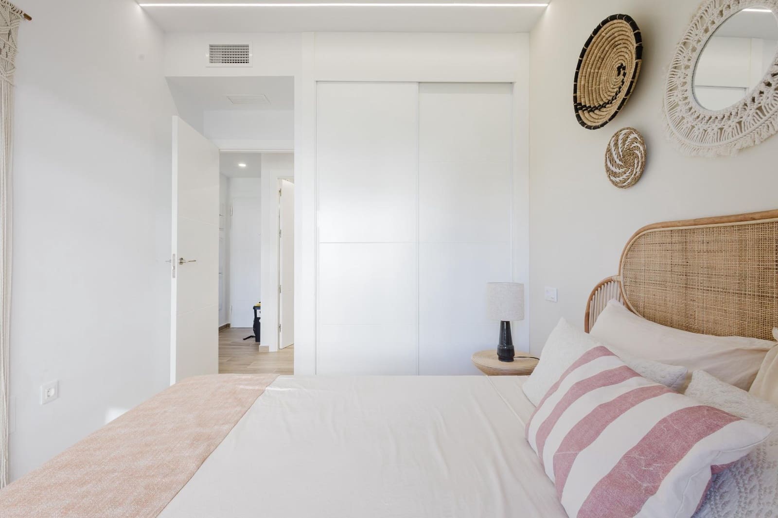 2 soverom Leilighet til salgs i Villamartin med svømmebasseng garasje - € 249 500 (Ref: 9437155)