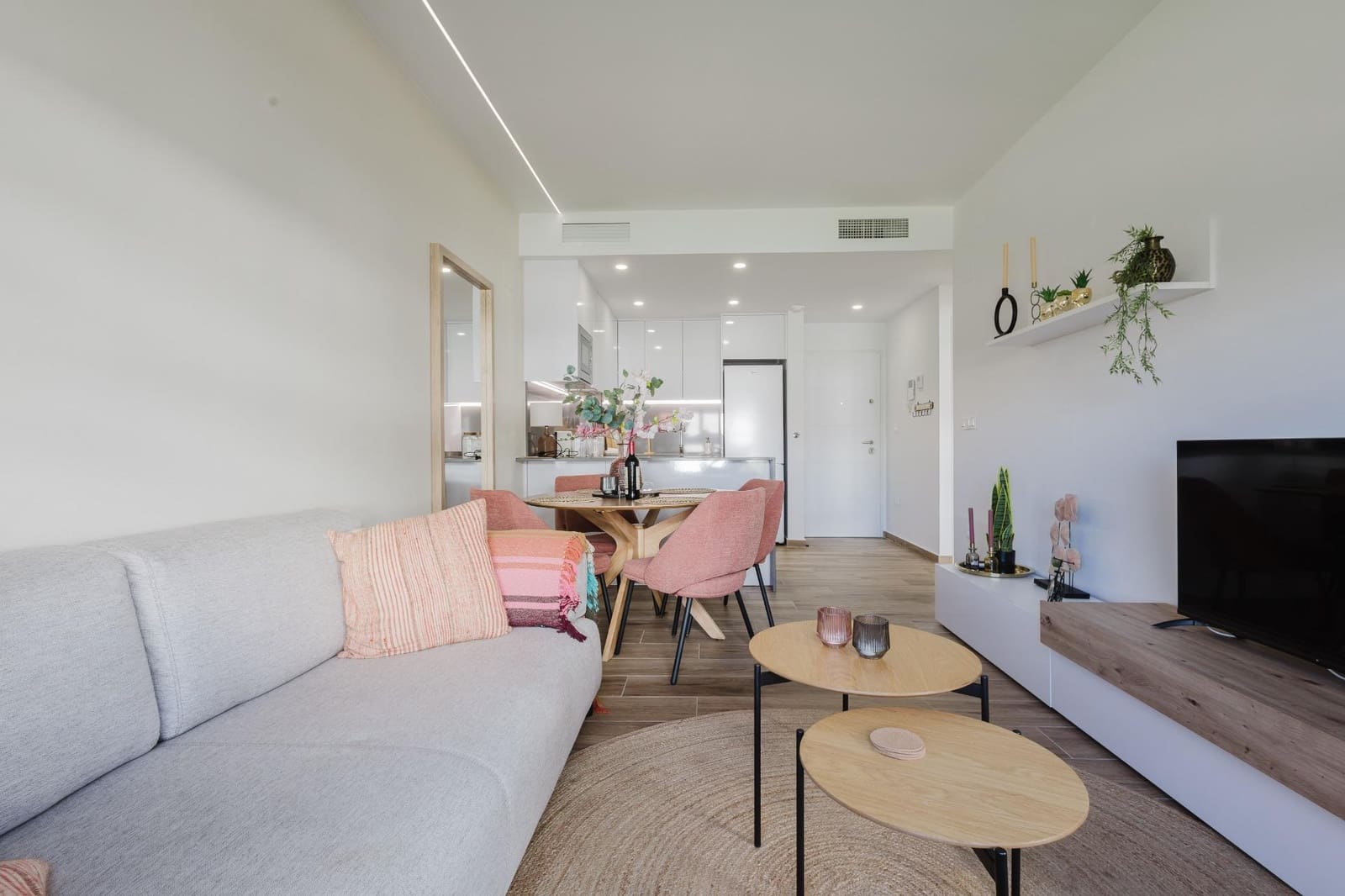 2 soverom Leilighet til salgs i Villamartin med svømmebasseng garasje - € 249 500 (Ref: 9437155)