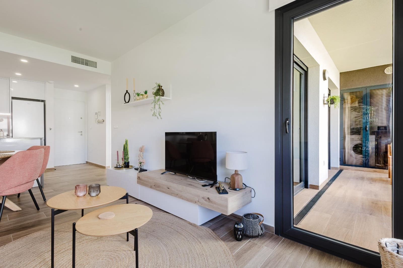 2 soverom Leilighet til salgs i Villamartin med svømmebasseng garasje - € 249 500 (Ref: 9437155)