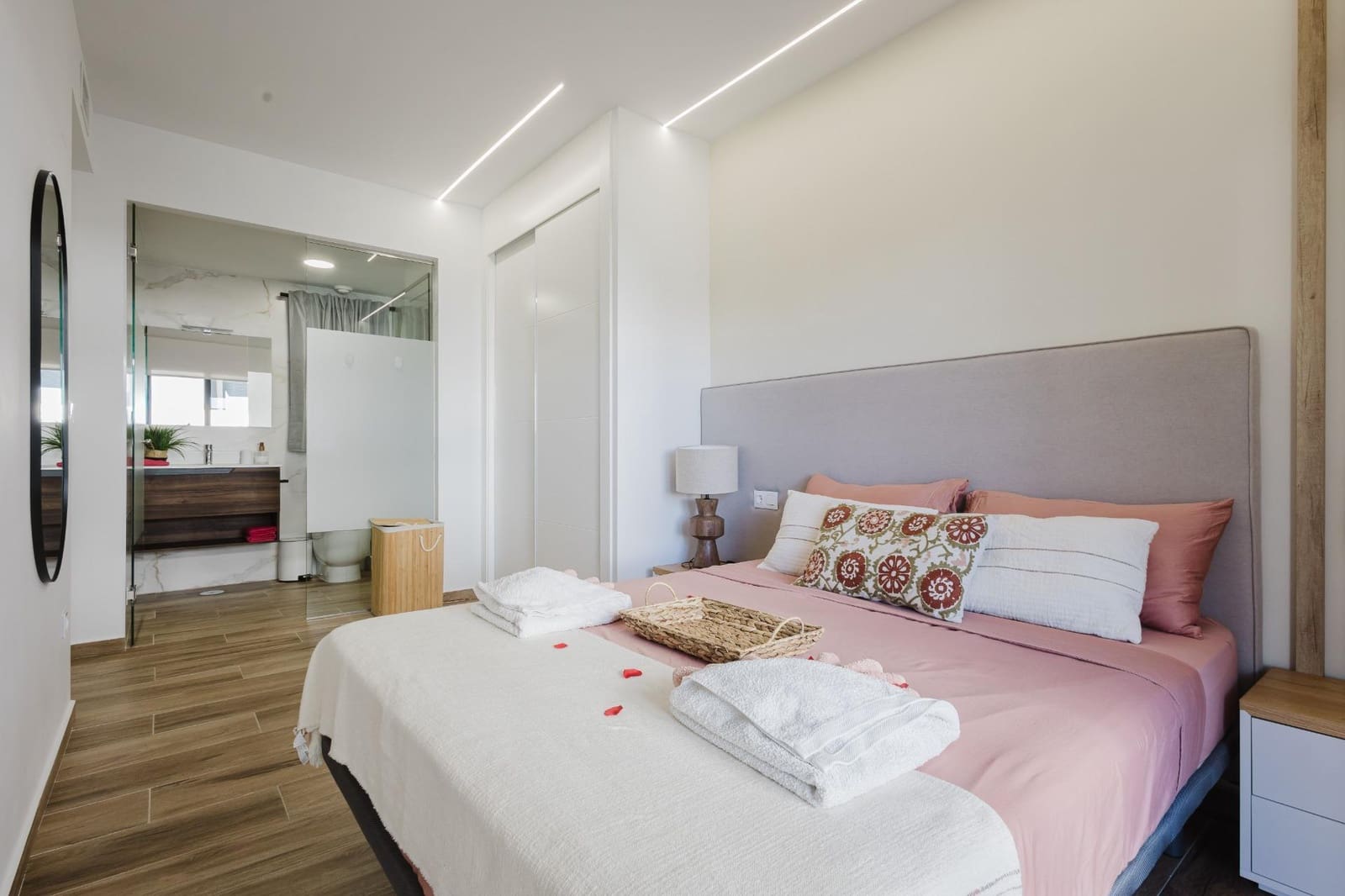 2 soverom Leilighet til salgs i Villamartin med svømmebasseng garasje - € 249 500 (Ref: 9437155)