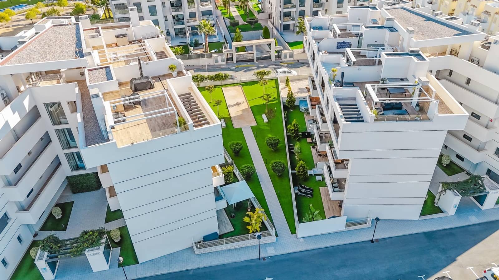 2 soverom Leilighet til salgs i Villamartin med svømmebasseng garasje - € 249 500 (Ref: 9437155)