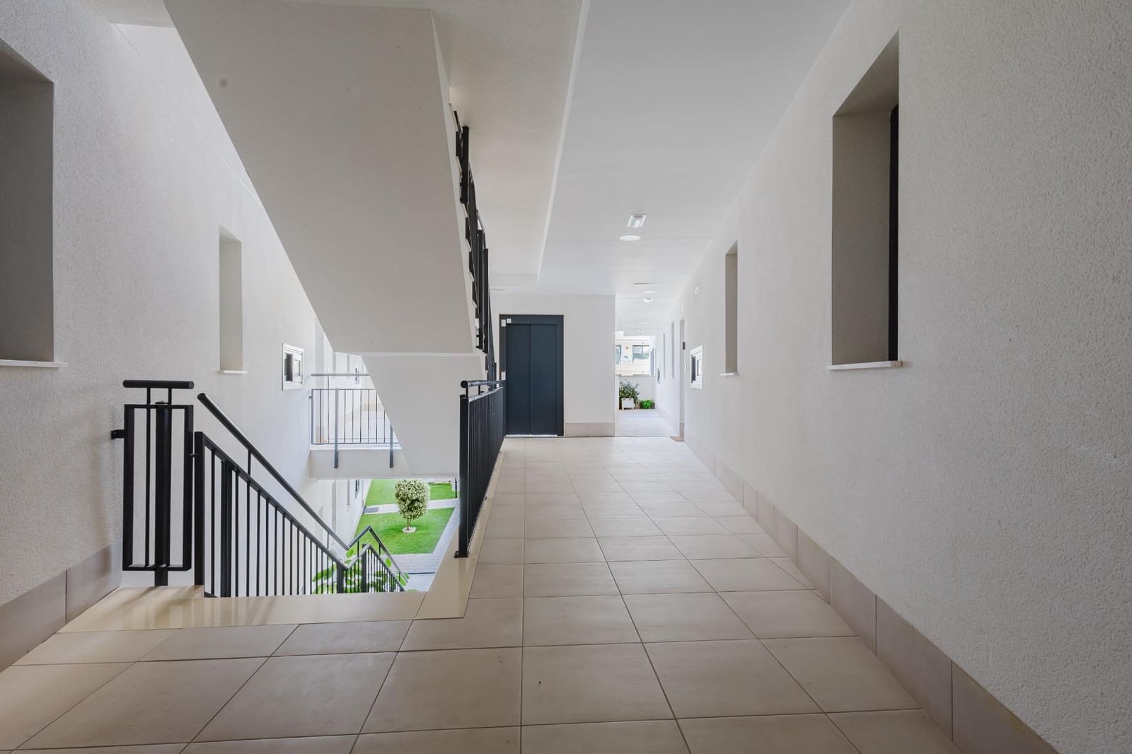 2 soverom Leilighet til salgs i Villamartin med svømmebasseng garasje - € 249 500 (Ref: 9437155)