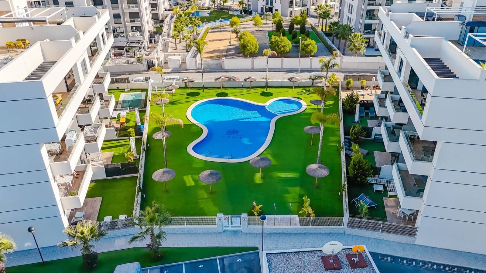 2 soverom Leilighet til salgs i Villamartin med svømmebasseng garasje - € 249 500 (Ref: 9437155)