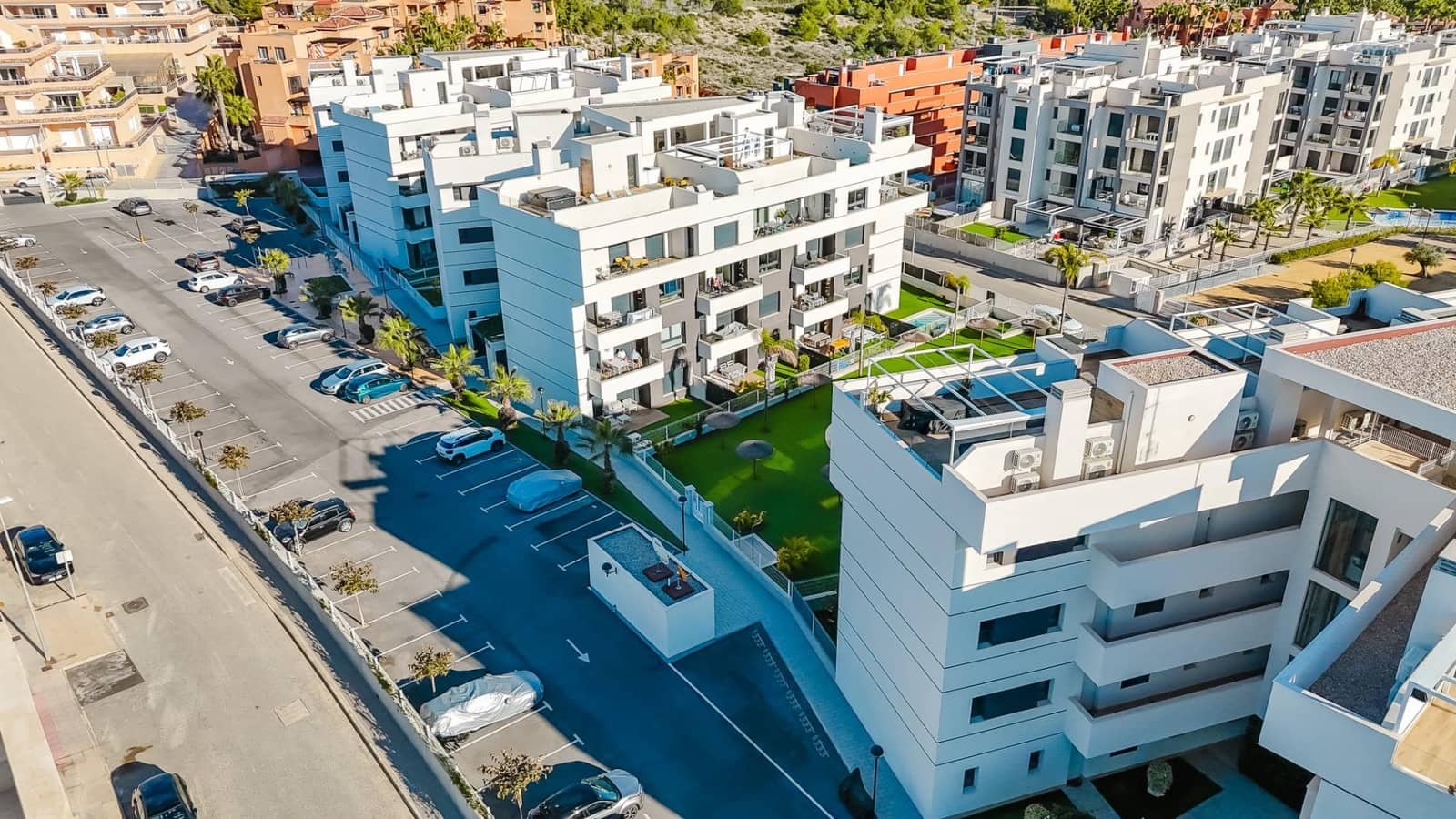 2 soverom Leilighet til salgs i Villamartin med svømmebasseng garasje - € 249 500 (Ref: 9437155)