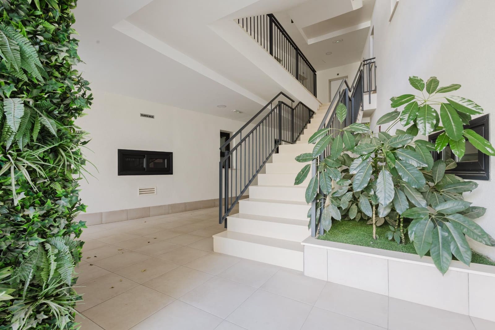 2 soverom Leilighet til salgs i Villamartin med svømmebasseng garasje - € 249 500 (Ref: 9437155)