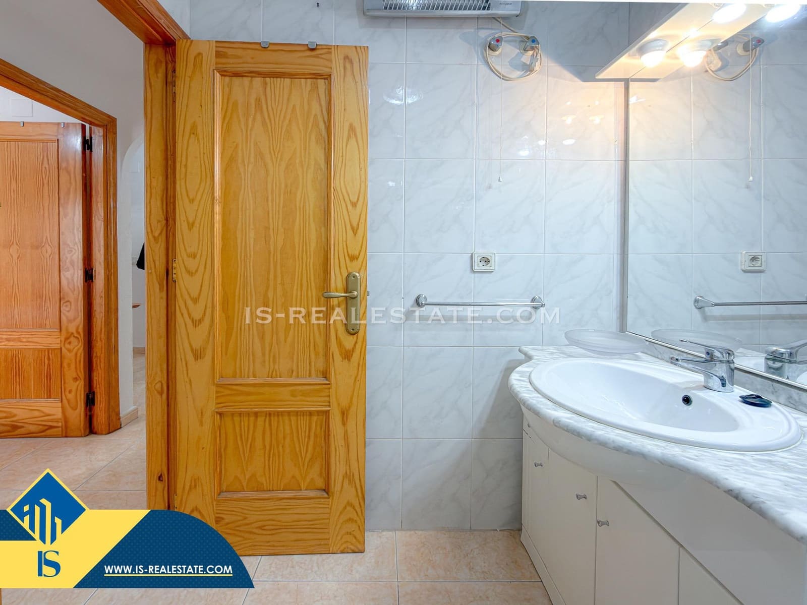 1 sypialnia Apartament na sprzedaż w Torrevieja - 99 900 € (Ref: 9441386)