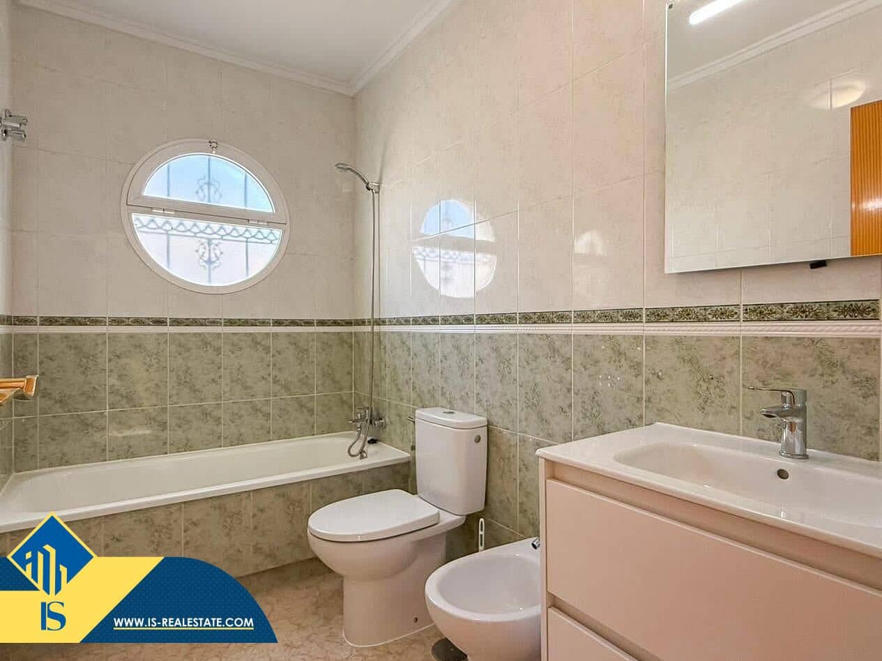 3 bedroom Villa for sale in Playa Flamenca with pool - € 229,900 (Ref: 9446375)