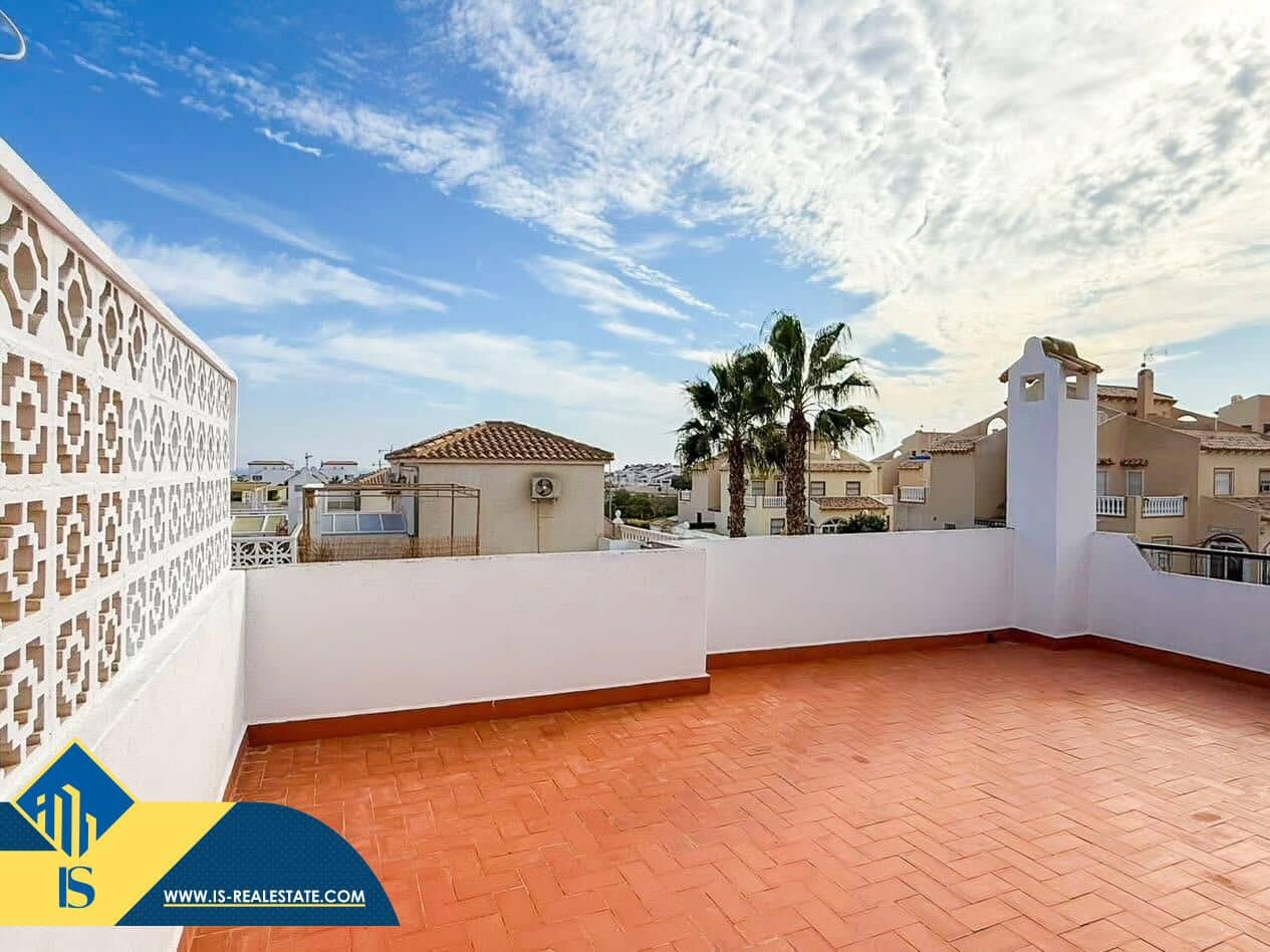 3 bedroom Villa for sale in Playa Flamenca with pool - € 229,900 (Ref: 9446375)