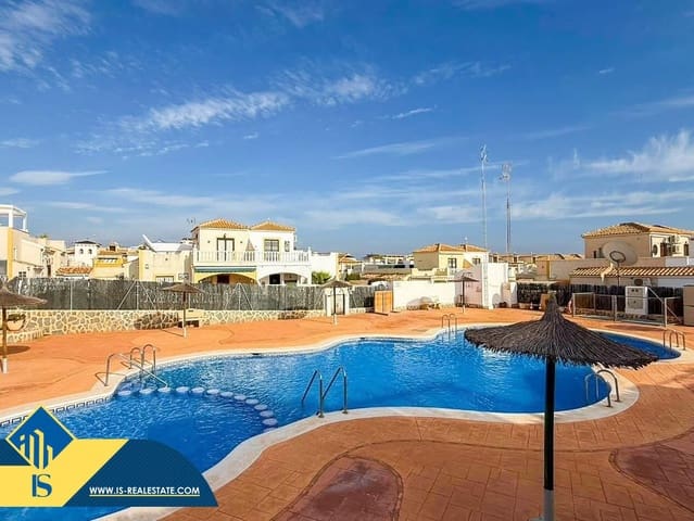 3 bedroom Villa for sale in Playa Flamenca, Orihuela with pool - € 229,900 (Ref: 9446375)