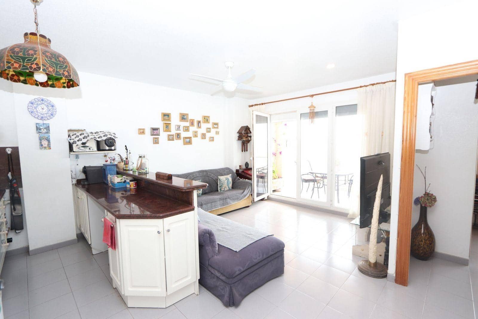3 bedroom Apartment for sale in Playa Flamenca with pool - € 340,000 (Ref: 9449349)