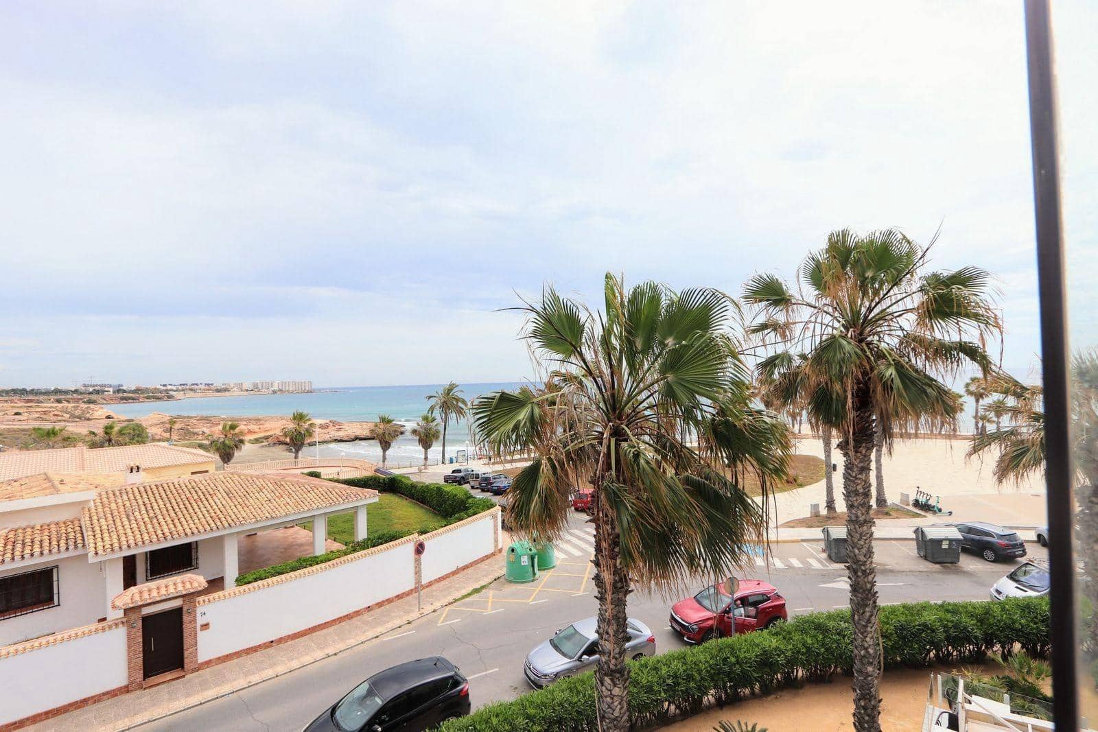 3 bedroom Apartment for sale in Playa Flamenca with pool - € 340,000 (Ref: 9449349)