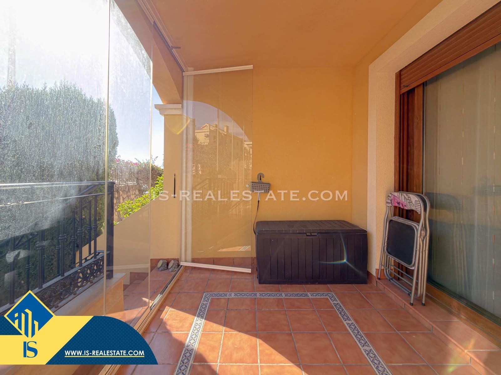 2 soveværelse Bungalow til salg i Algorfa med swimmingpool garage - € 159.900 (Ref: 9452165)