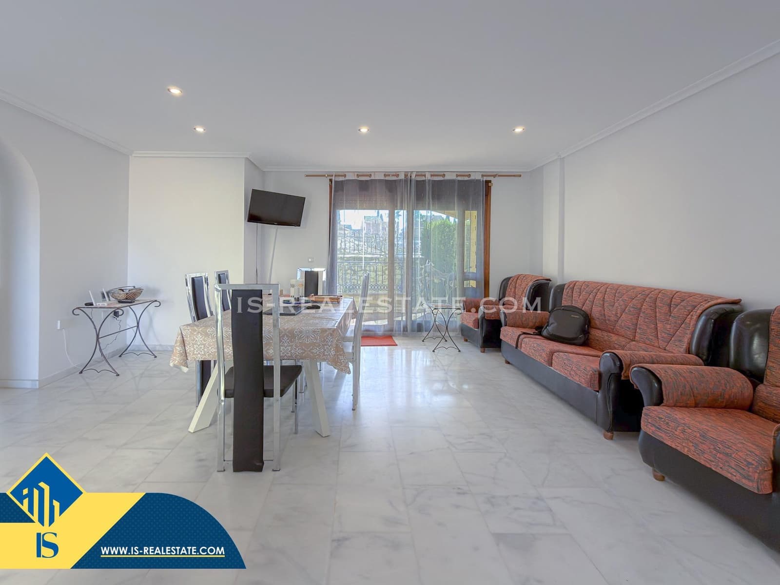 2 soveværelse Bungalow til salg i Algorfa med swimmingpool garage - € 159.900 (Ref: 9452165)