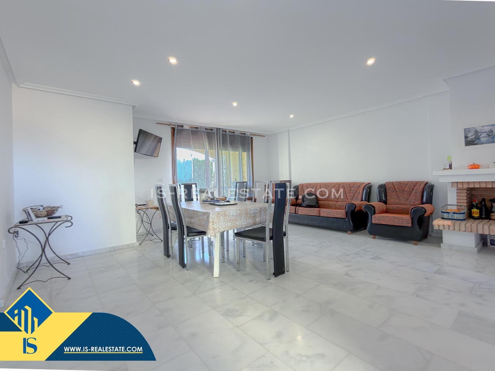 2 soveværelse Bungalow til salg i Algorfa med swimmingpool garage - € 159.900 (Ref: 9452165)