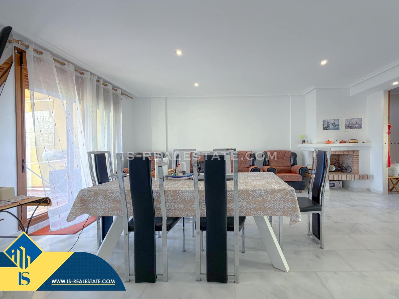 2 soveværelse Bungalow til salg i Algorfa med swimmingpool garage - € 159.900 (Ref: 9452165)