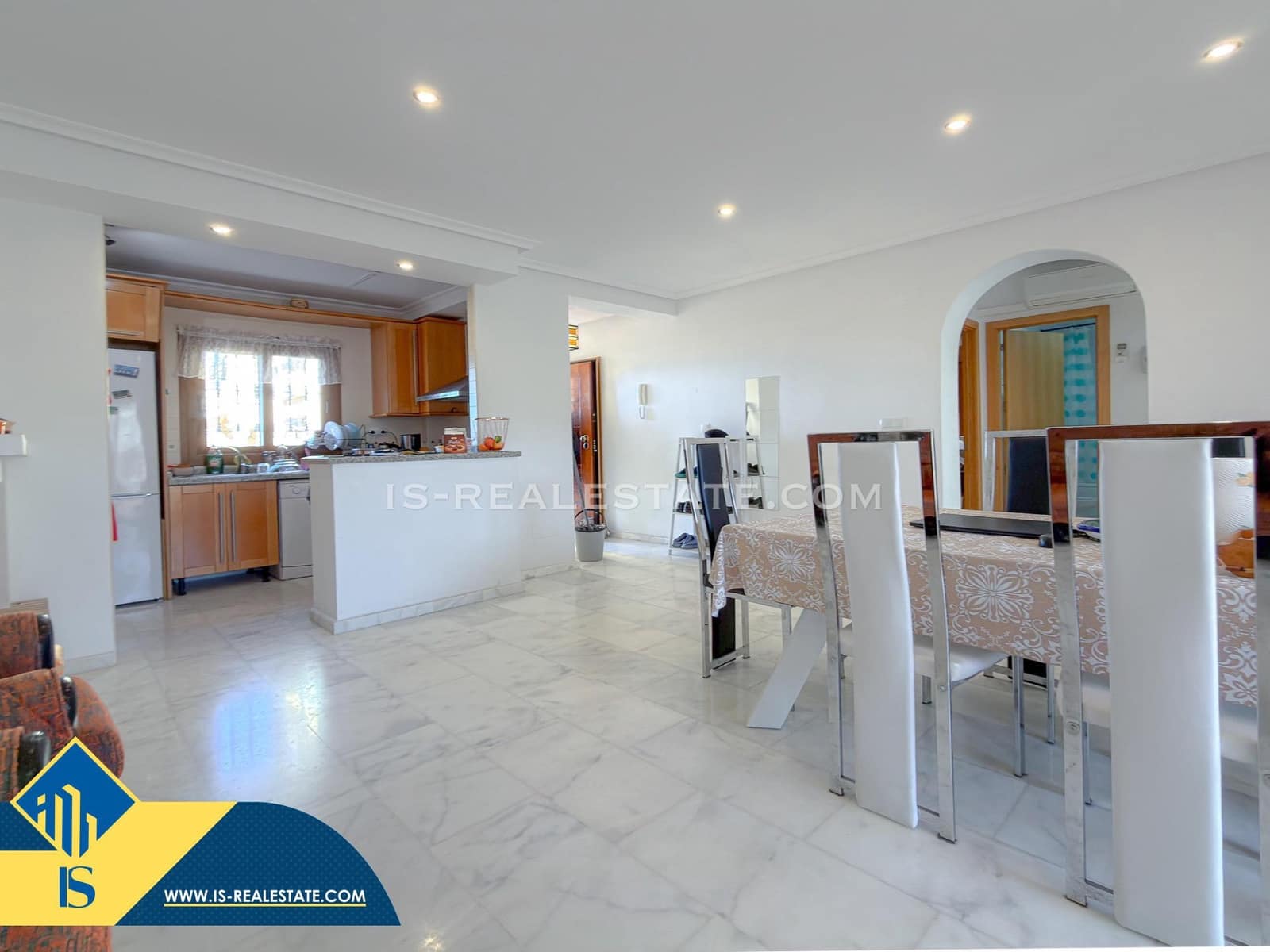 2 soveværelse Bungalow til salg i Algorfa med swimmingpool garage - € 159.900 (Ref: 9452165)