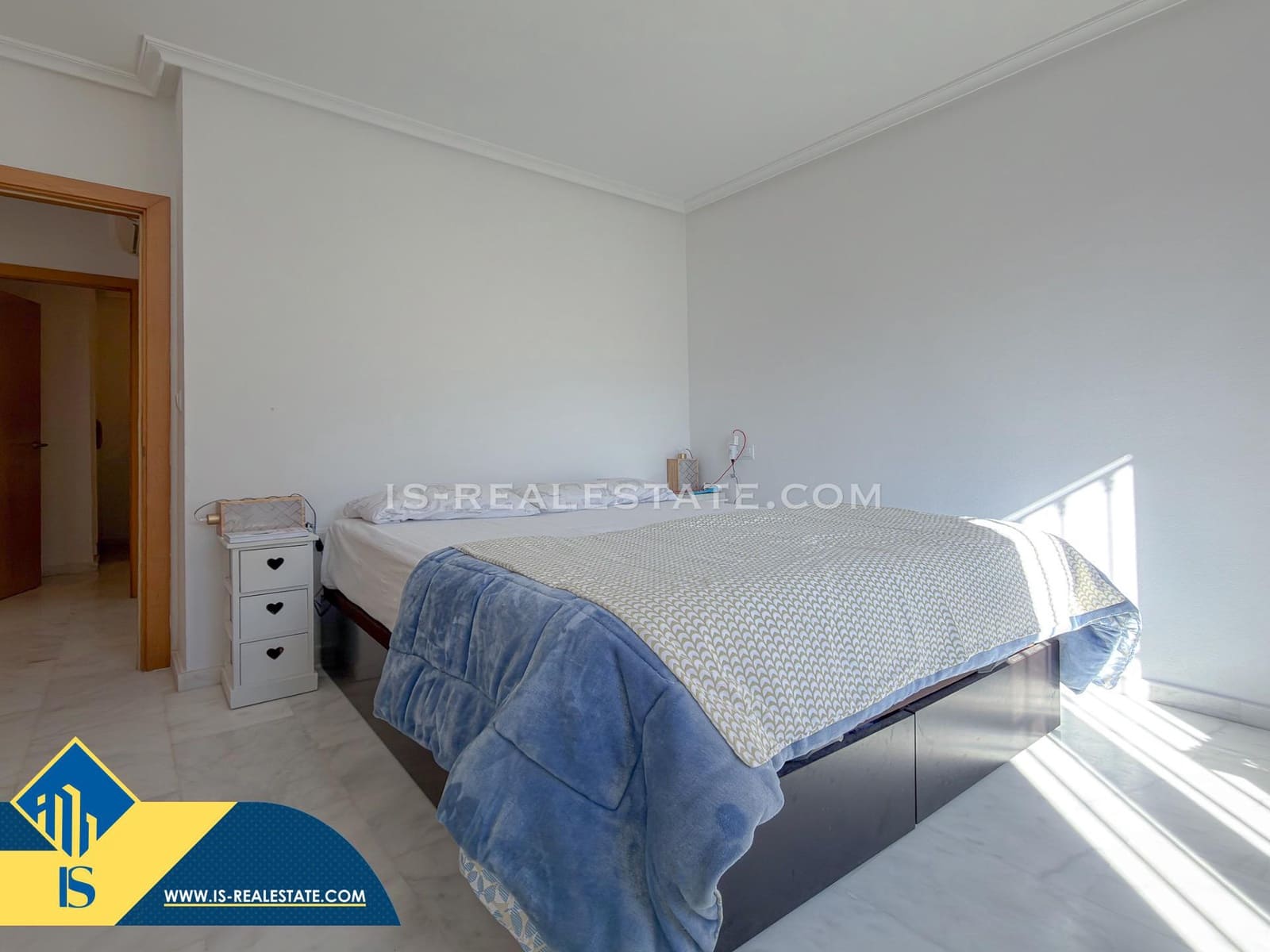 2 soveværelse Bungalow til salg i Algorfa med swimmingpool garage - € 159.900 (Ref: 9452165)