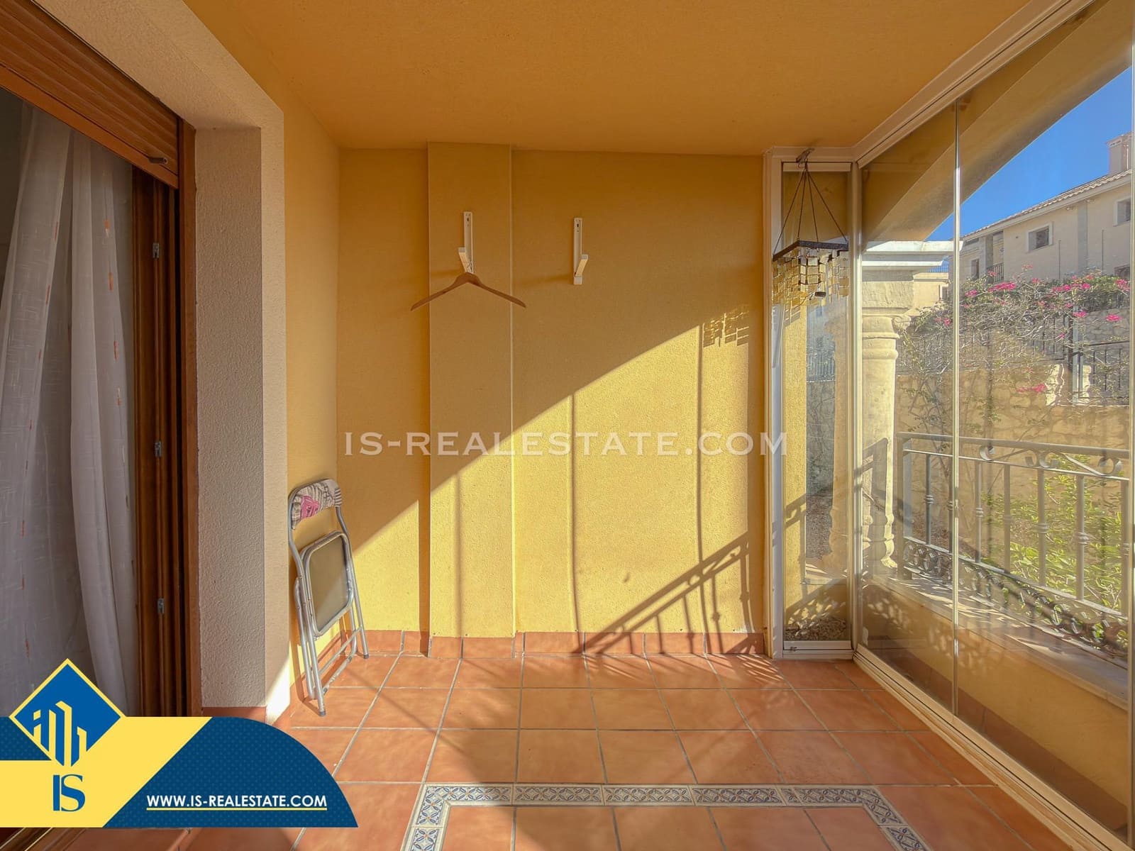 2 soveværelse Bungalow til salg i Algorfa med swimmingpool garage - € 159.900 (Ref: 9452165)