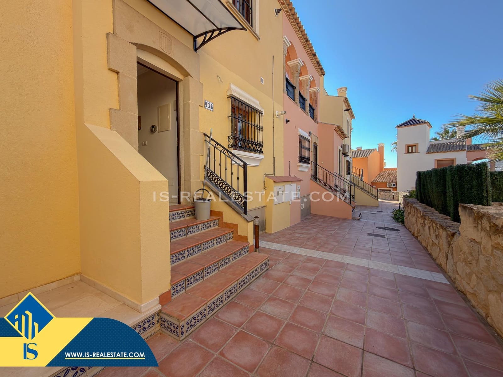 2 soveværelse Bungalow til salg i Algorfa med swimmingpool garage - € 159.900 (Ref: 9452165)