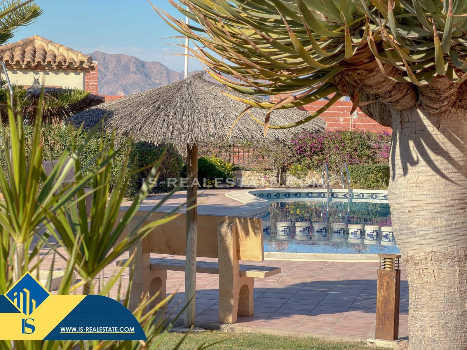 2 soveværelse Bungalow til salg i Algorfa med swimmingpool garage - € 159.900 (Ref: 9452165)