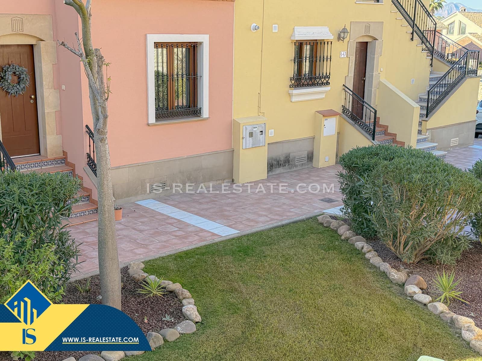 2 soveværelse Bungalow til salg i Algorfa med swimmingpool garage - € 159.900 (Ref: 9452165)