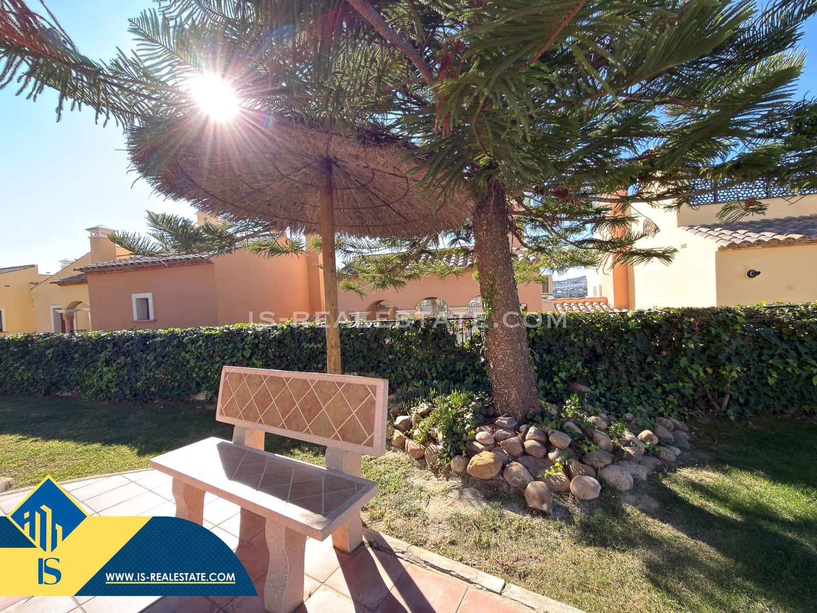 2 soveværelse Bungalow til salg i Algorfa med swimmingpool garage - € 159.900 (Ref: 9452165)