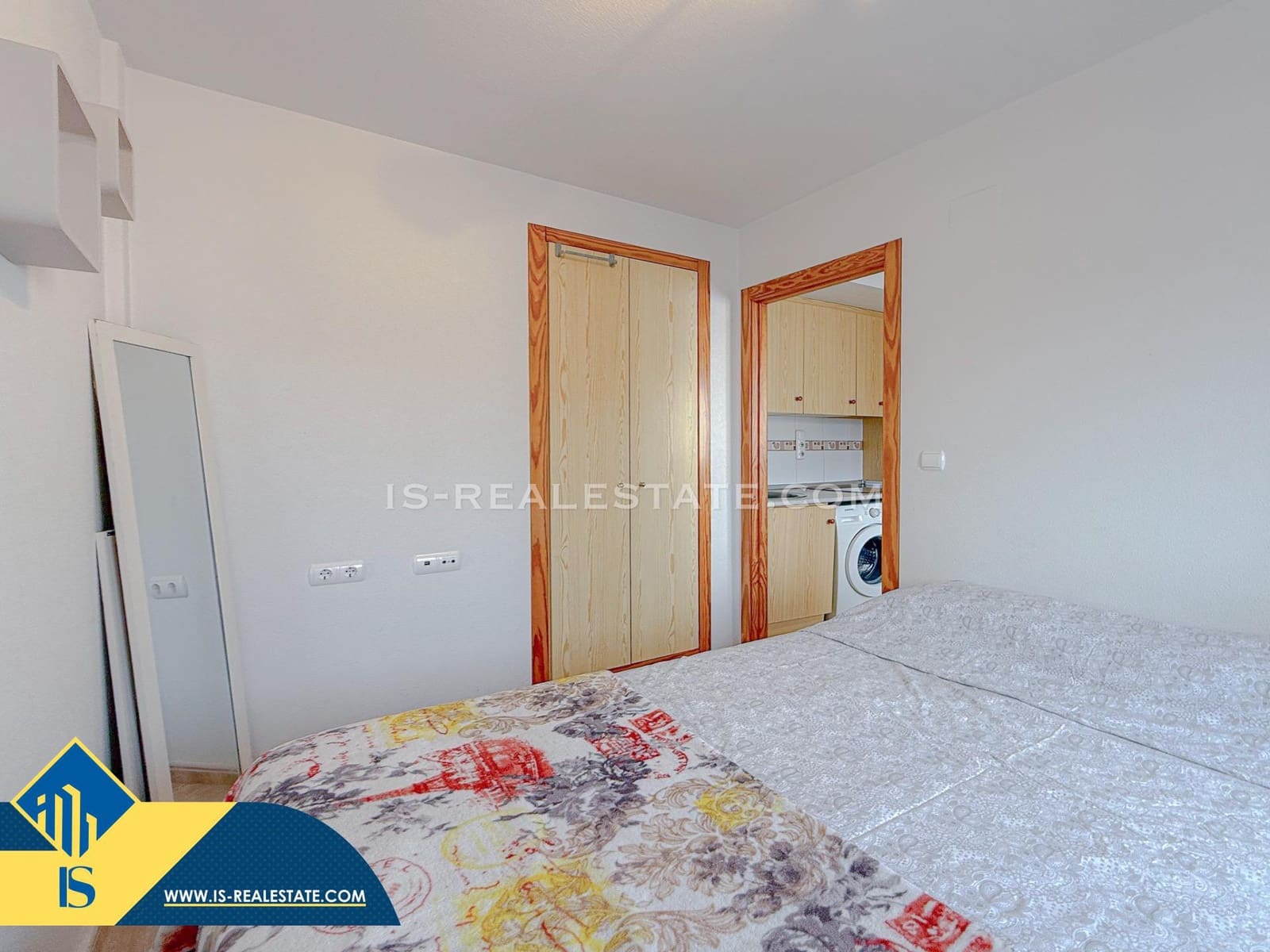 Apartamento de 1 habitación en Torrevieja en venta con piscina - 88.000 € (Ref: 9453264)