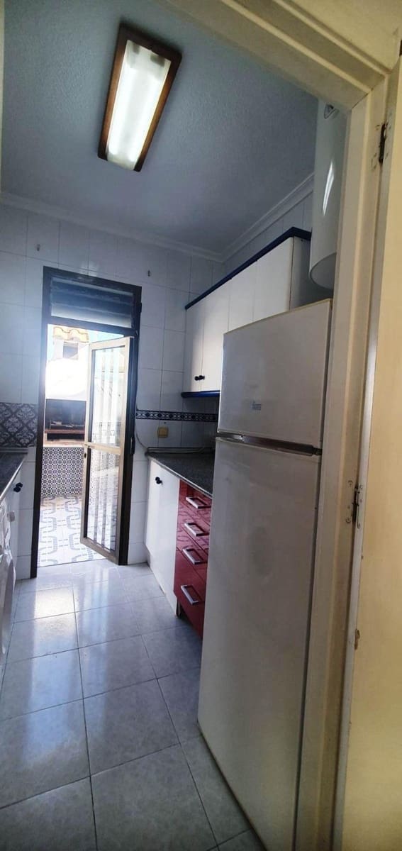 2 sovrum Bungalow till salu i Torrevieja med pool - 170 000 € (Ref: 9462401)