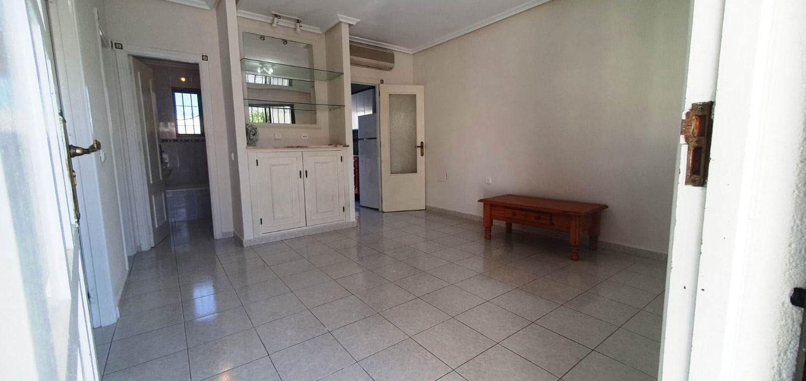 2 sovrum Bungalow till salu i Torrevieja med pool - 170 000 € (Ref: 9462401)