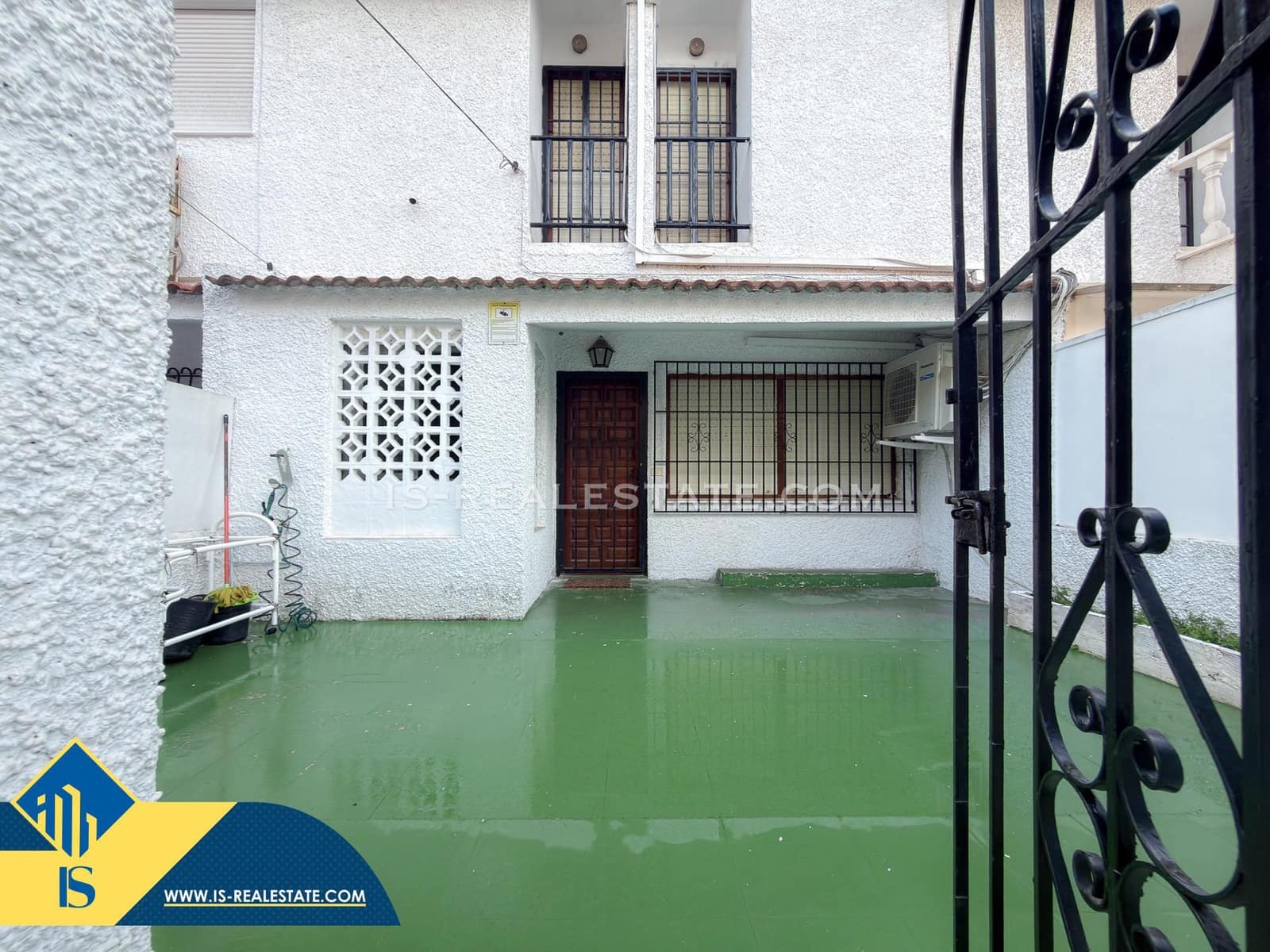 2 quarto Apartamento para venda em Torrevieja com piscina - 159 900 € (Ref: 9465793)