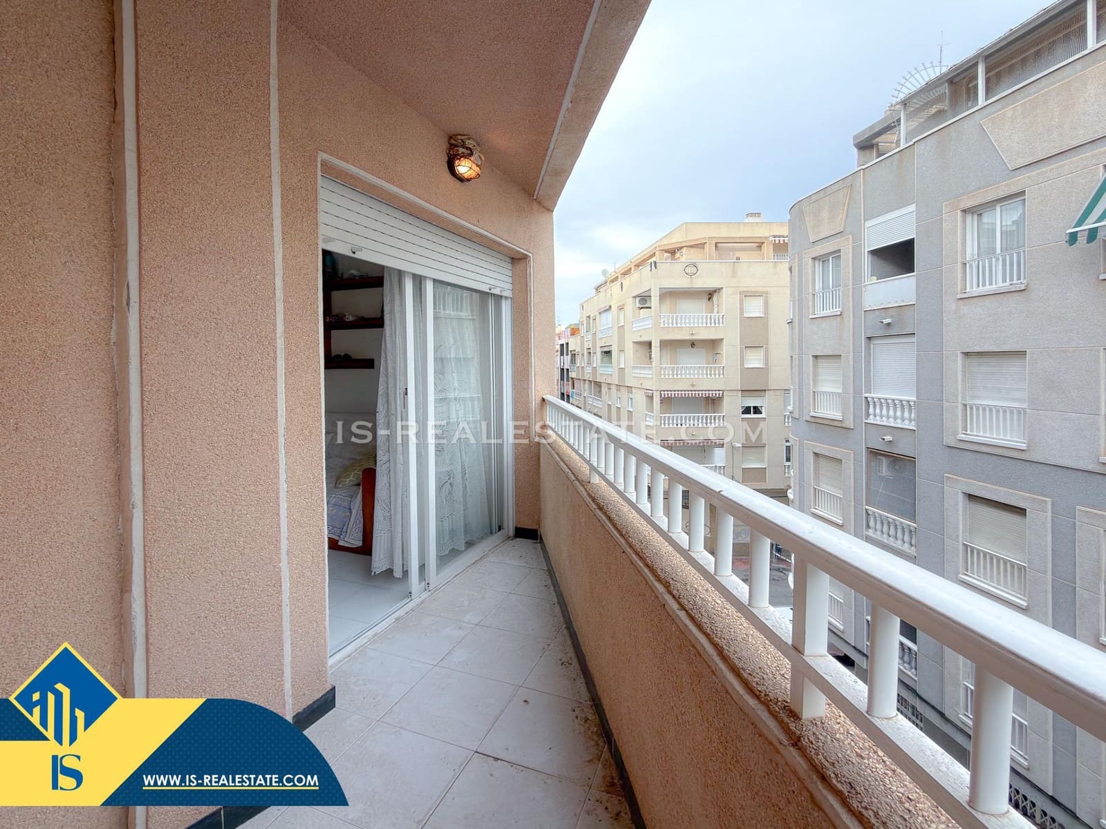 1 soverom Leilighet til salgs i Torrevieja - € 99 900 (Ref: 9470421)