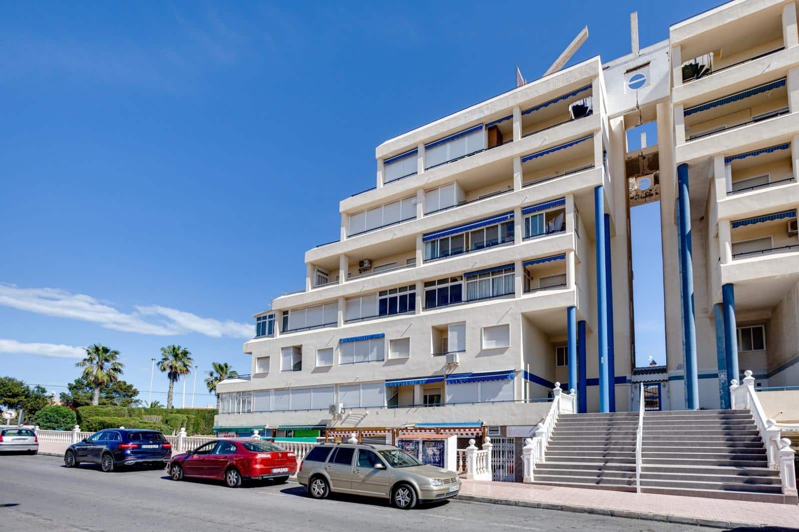 Studio til salgs i Torrevieja med svømmebasseng - € 83 500 (Ref: 9470423)