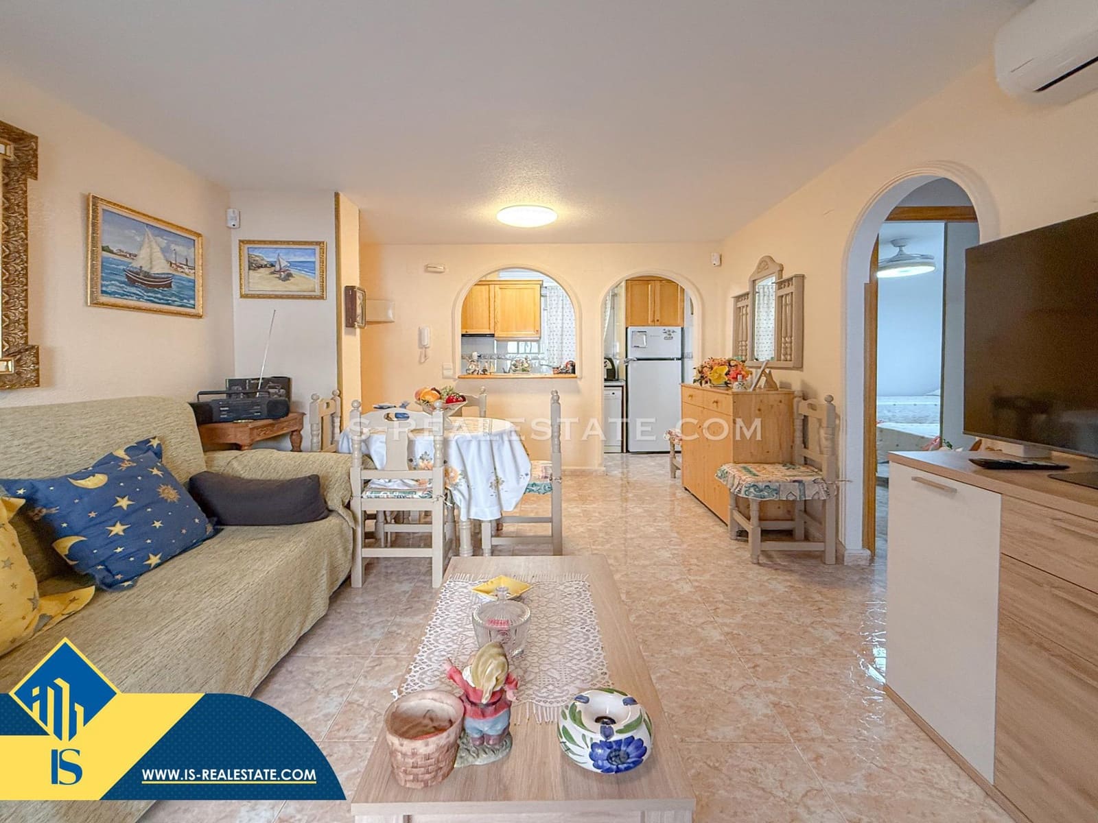 2 soverom Leilighet til salgs i Torrevieja med svømmebasseng garasje - € 129 900 (Ref: 9470424)