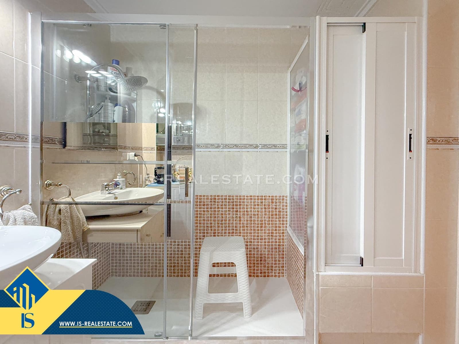 2 soverom Leilighet til salgs i Torrevieja med svømmebasseng garasje - € 129 900 (Ref: 9470424)