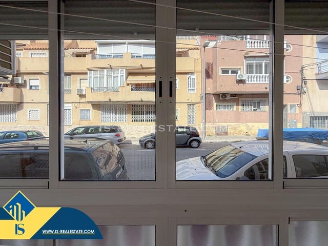 2 soverom Leilighet til salgs i Centro, Torrevieja med svømmebasseng garasje - € 129 900 (Ref: 9470424)
