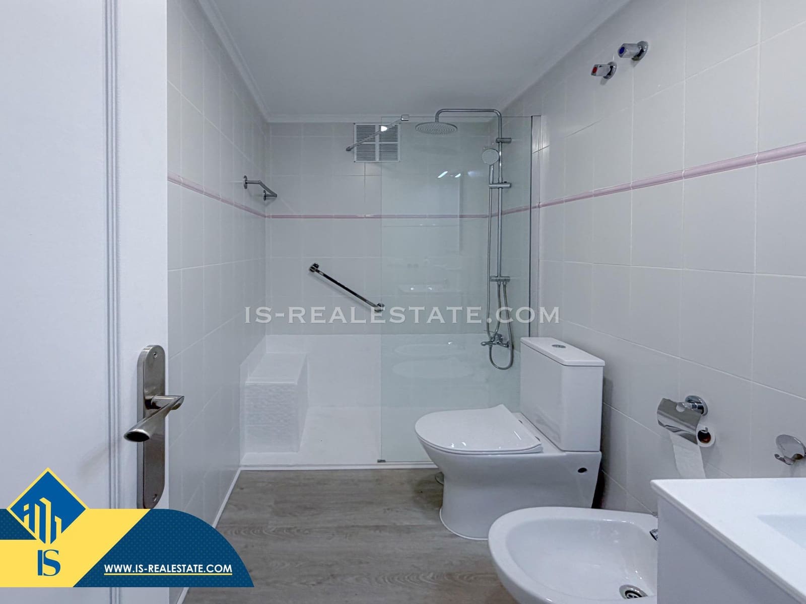 Apartamento de 2 habitaciones en Torrevieja en venta con garaje - 169.900 € (Ref: 9470425)