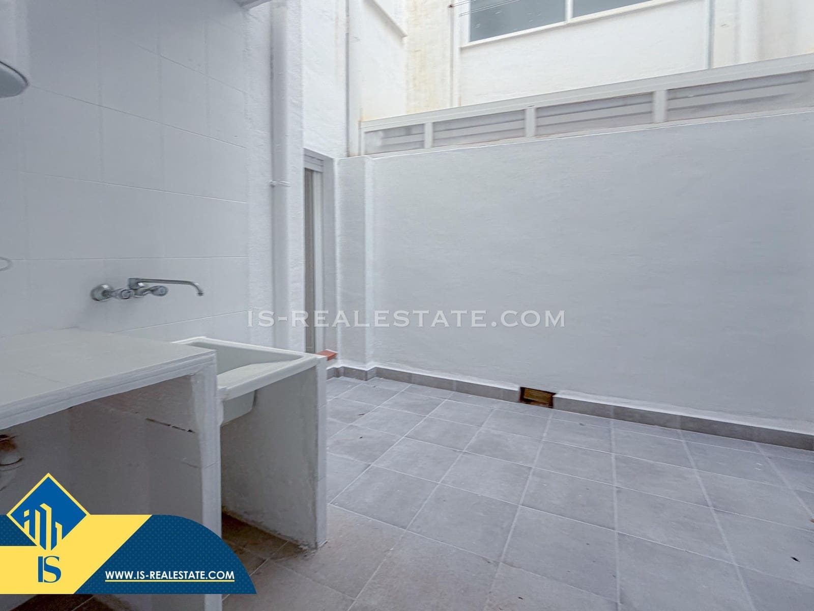 Apartamento de 2 habitaciones en Torrevieja en venta con garaje - 169.900 € (Ref: 9470425)