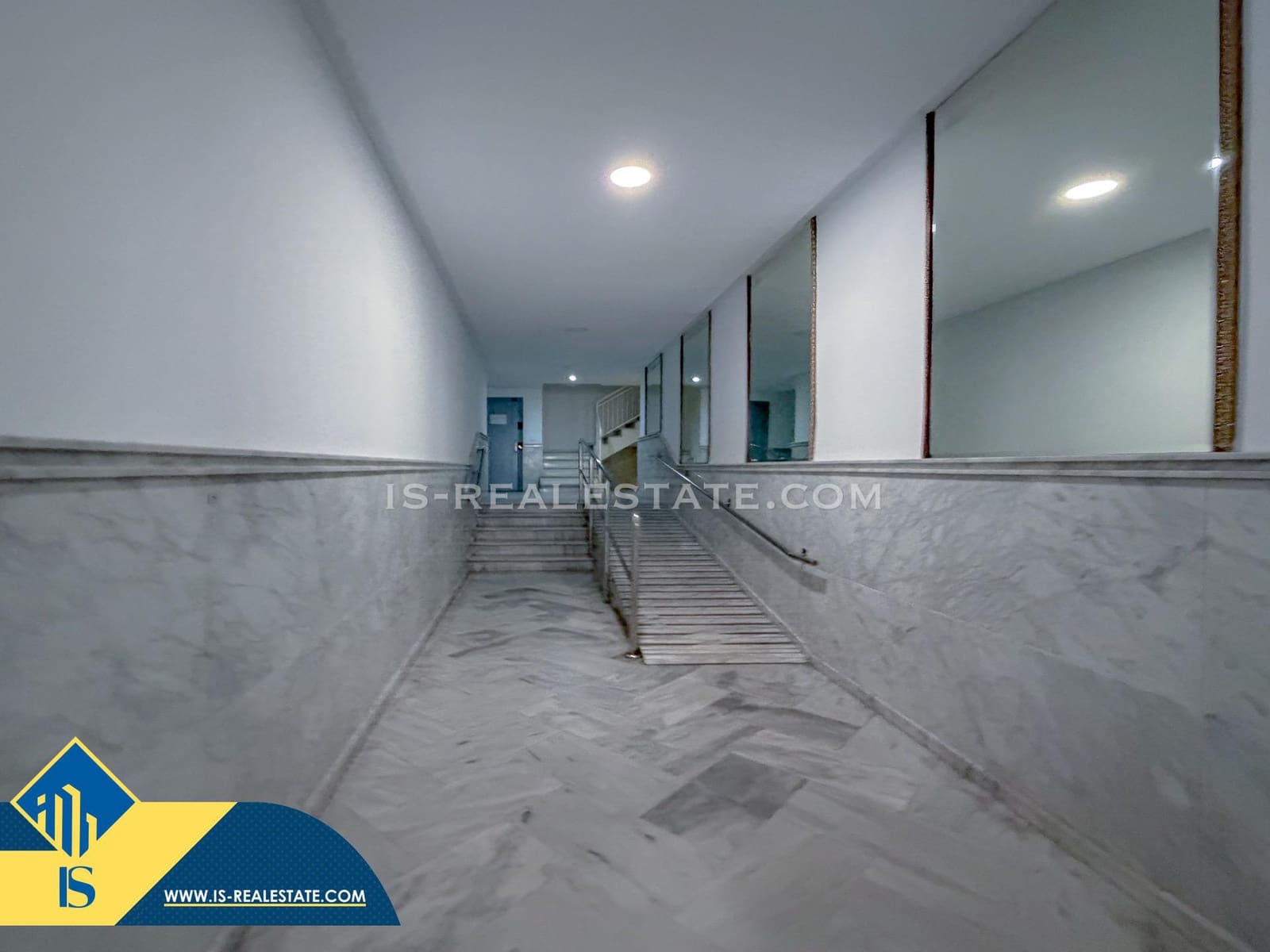 Apartamento de 2 habitaciones en Torrevieja en venta con garaje - 169.900 € (Ref: 9470425)