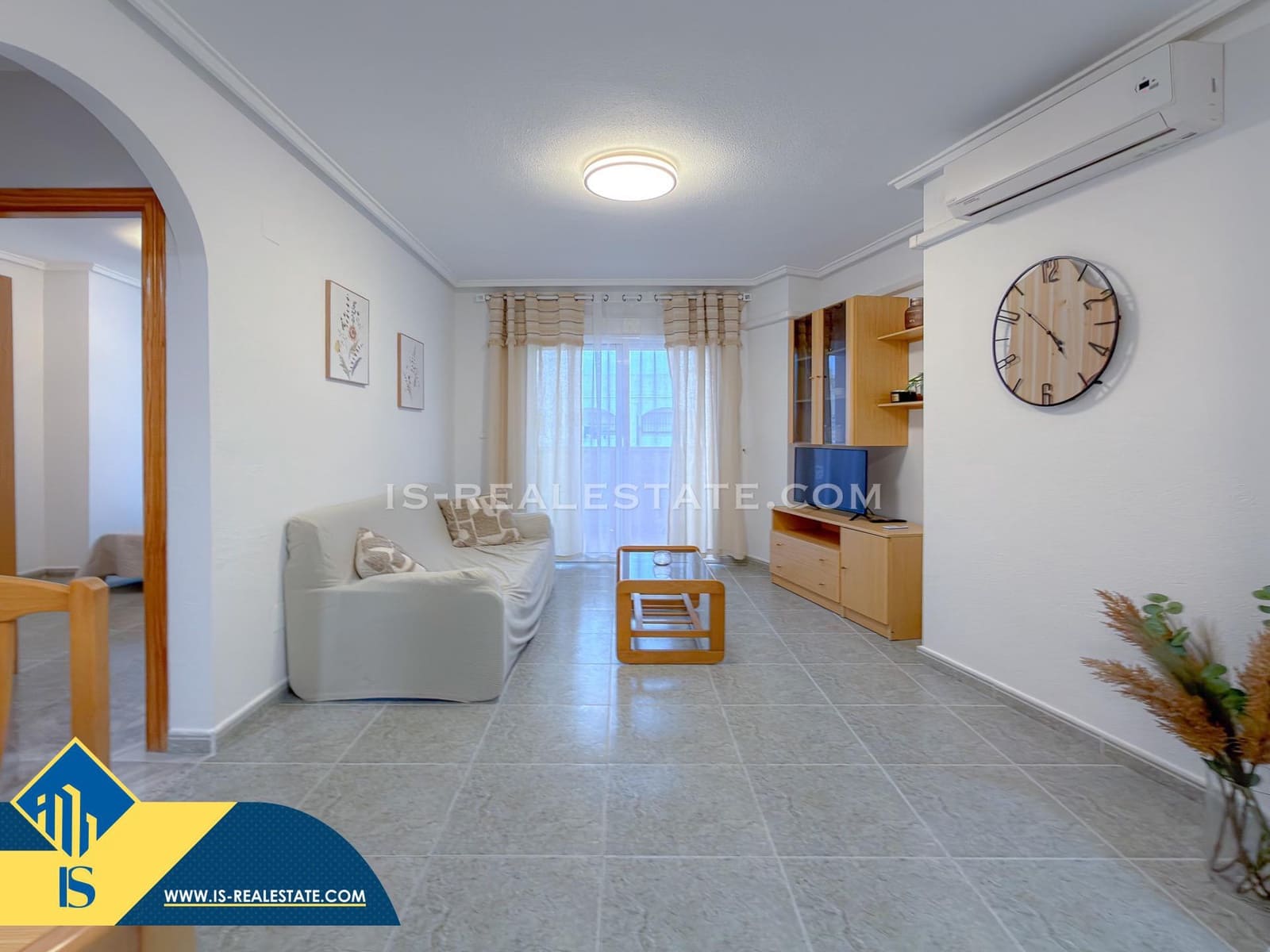 2 soverom Penthouse til salgs i Torrevieja med svømmebasseng - € 135 000 (Ref: 9470945)