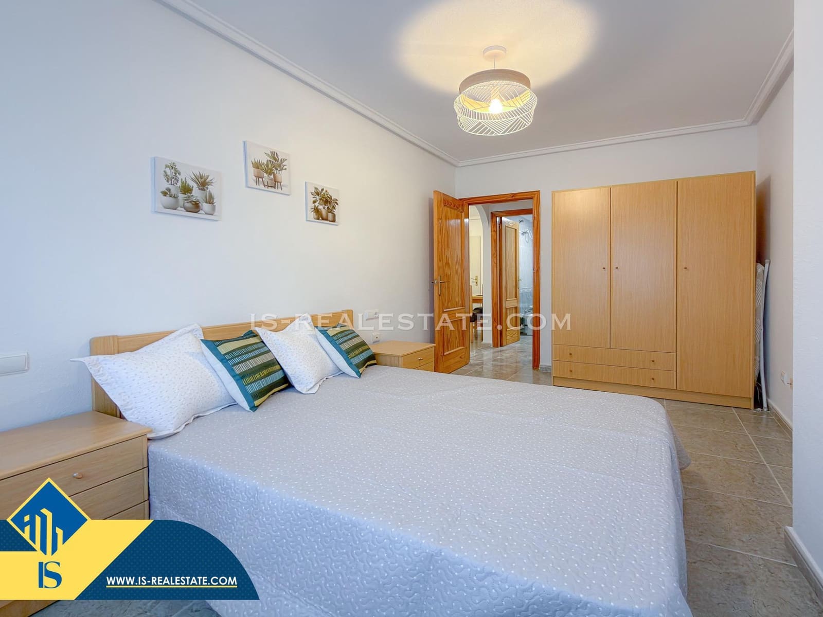 2 soverom Penthouse til salgs i Torrevieja med svømmebasseng - € 135 000 (Ref: 9470945)