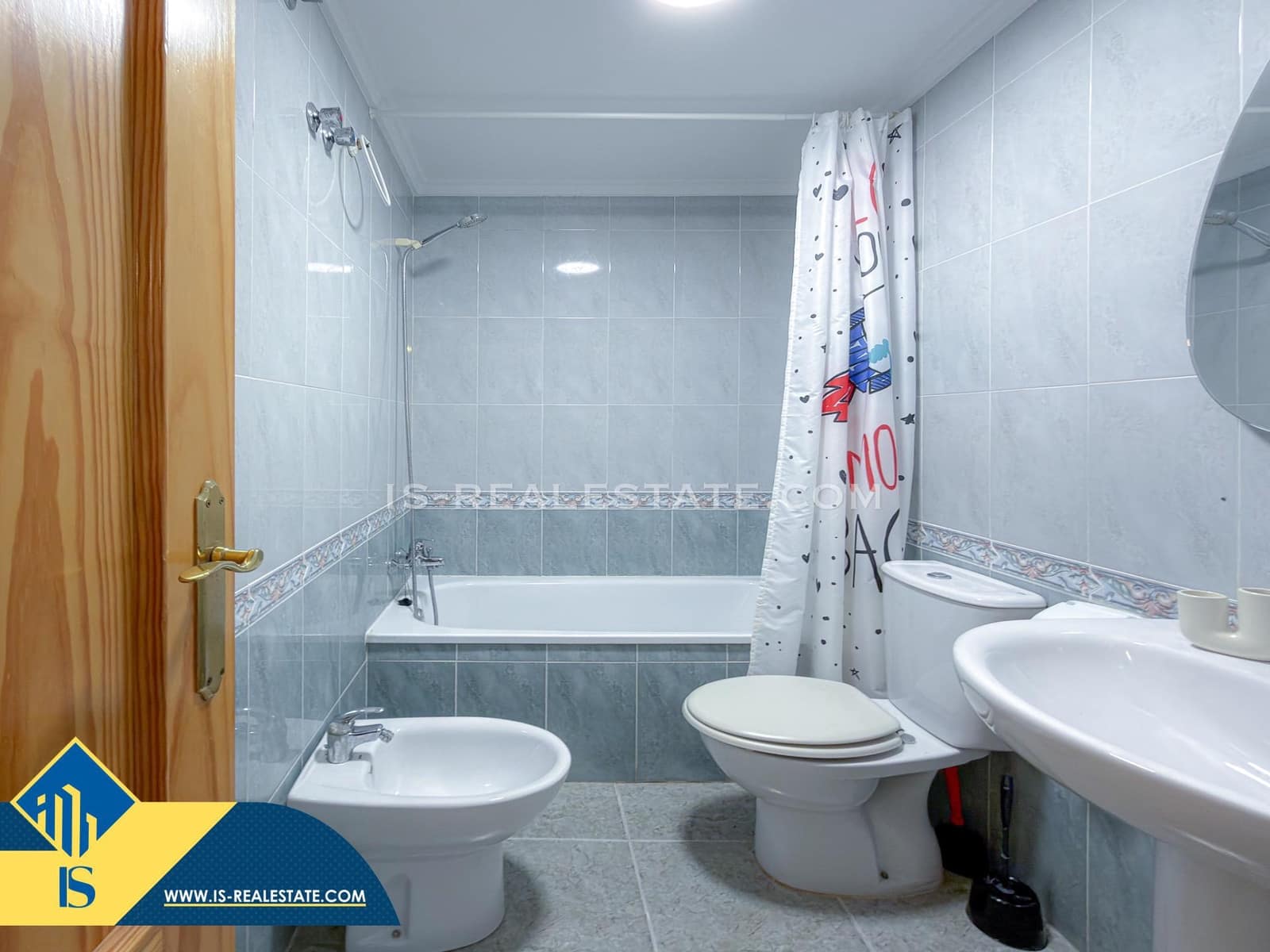 2 soverom Penthouse til salgs i Torrevieja med svømmebasseng - € 135 000 (Ref: 9470945)