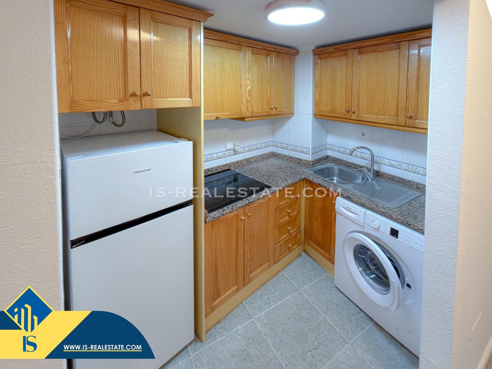 2 soverom Penthouse til salgs i Torrevieja med svømmebasseng - € 135 000 (Ref: 9470945)