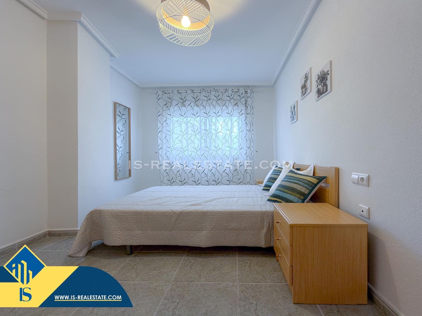 2 soverom Penthouse til salgs i Torrevieja med svømmebasseng - € 135 000 (Ref: 9470945)