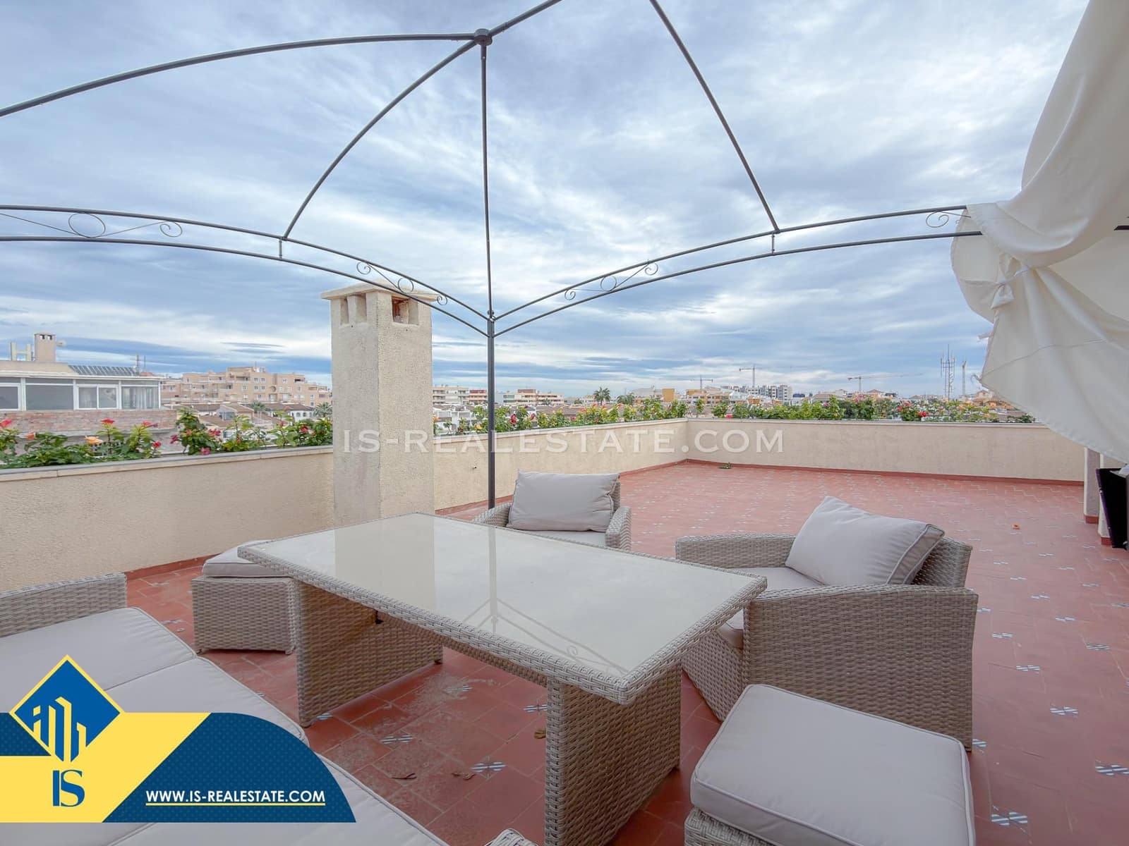 2 sovrum Takvåning till salu i Orihuela Costa - 246 900 € (Ref: 9481223)