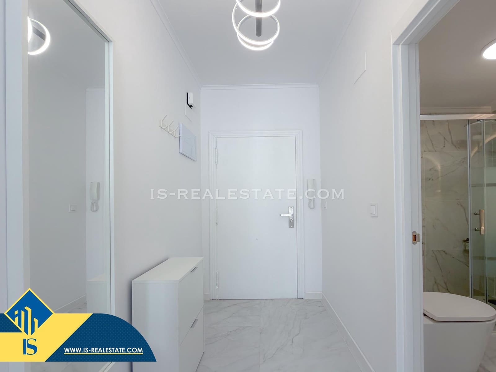 Studio for sale in Torrevieja - € 112,900 (Ref: 9482068)