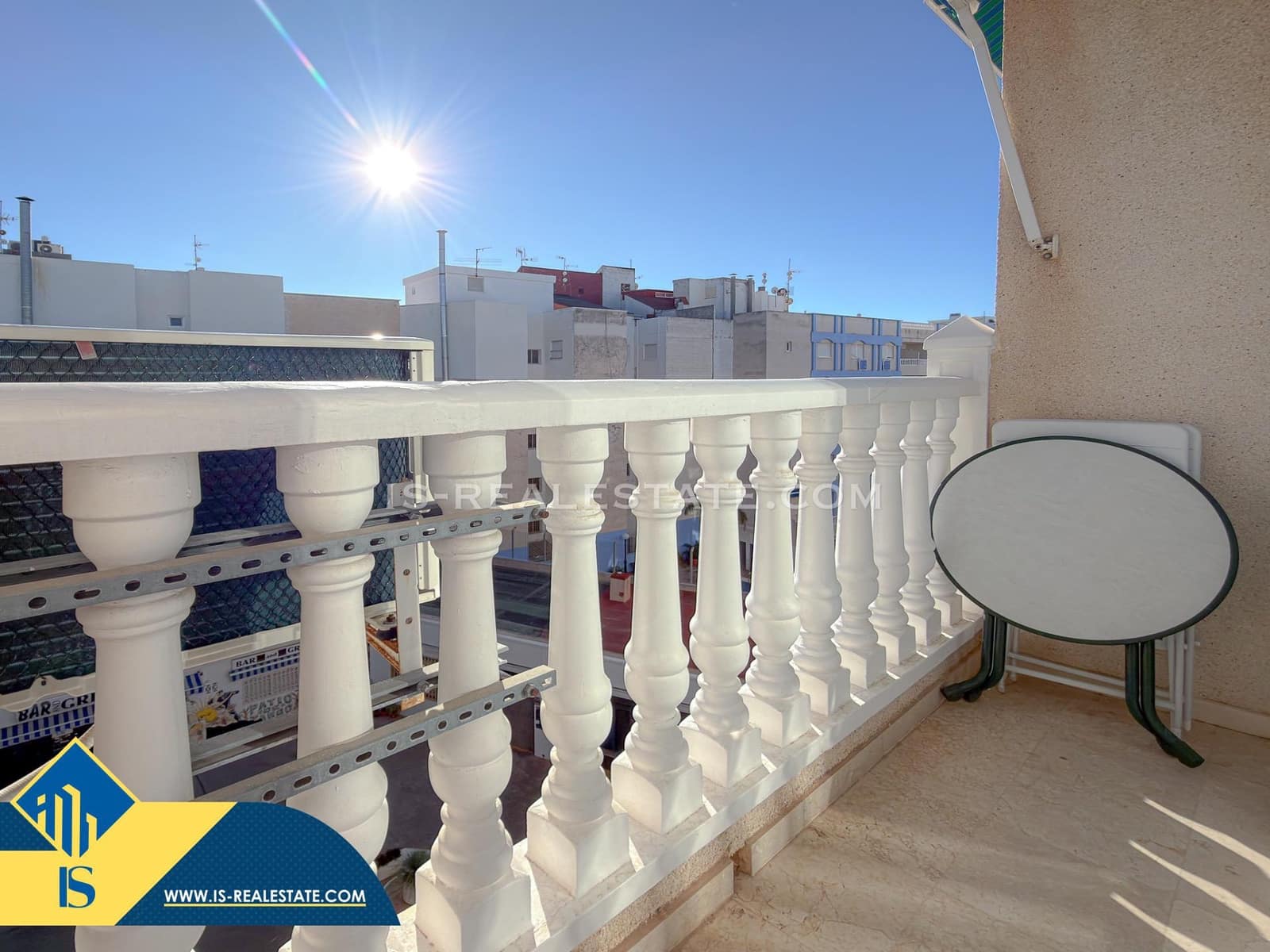 Studio for sale in Torrevieja - € 112,900 (Ref: 9482068)