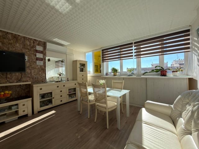 1 makuuhuone Huoneisto myytävänä paikassa Centro, Torrevieja mukana uima-altaan - 107 900 € (Ref: 9482069)